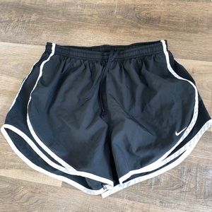 Black nike shorts